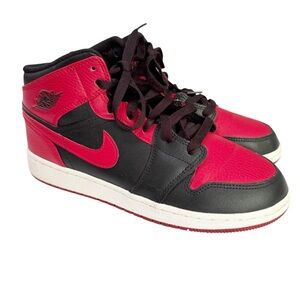 Nike Air Jordan 1 Mid GS Banned 2020 6 Youth